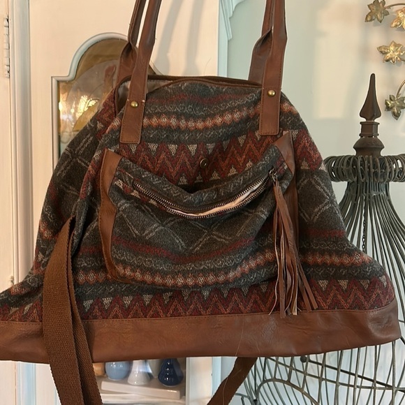 Southwestern overnight bag